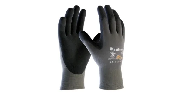 Sconto GUANTI NITRILE MAXIFOAM TG.9 34-900 NERO