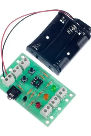 Ultimissimo Modello Scheda di sviluppo PIC Kitronik a 8 pin (2 ingressi, 3 uscite)