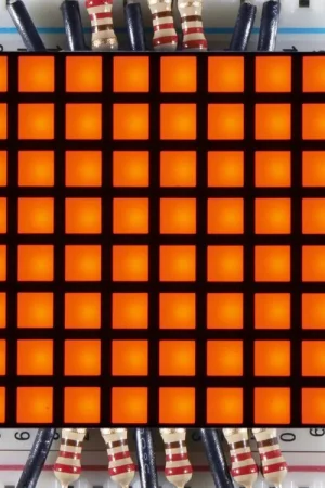 Adafruit Pixel quadrato Matrix 1,2" 8x8 - ambra Offerta