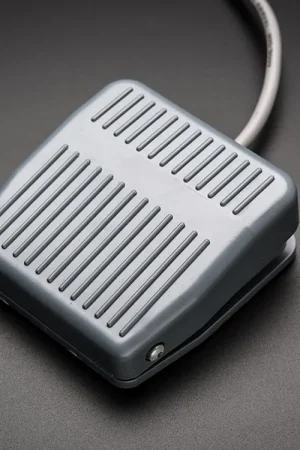 Adafruit Interruttore a pedale Offerta Speciale