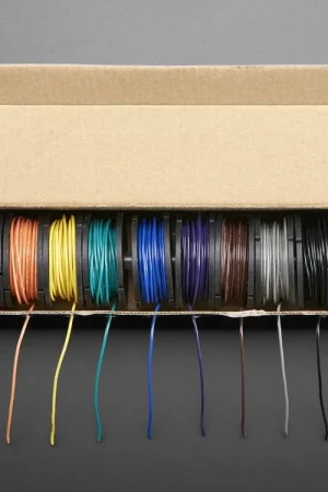 Adafruit Set di bobine di filo di collegamento - 22 AWG Solid Core - 10 x 25 piedi Soddisfatti O Rimborsati